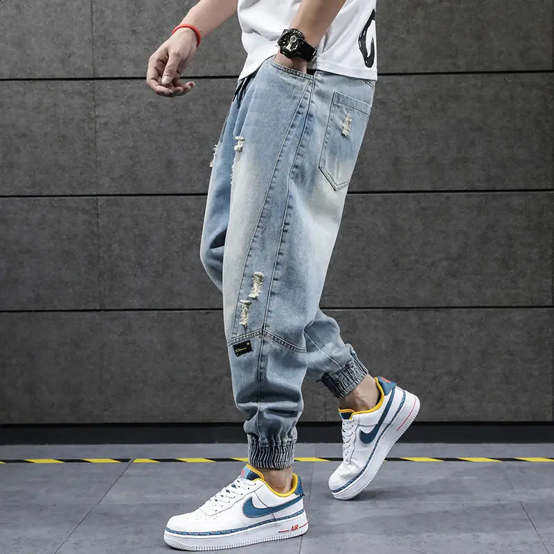Hip Hop Harem Jeans Mens Loose Jogger Cowboy Casual Sports Pants South Korea Ankle Length Trousers Street Mens Wear 240921