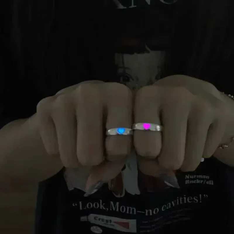 1/2Pcs Luminous Ring Creative Glowing In The Dark Adjustable Couple Ring Women Men Heart Rings Valentines Day Jewelry GiftsX240921
