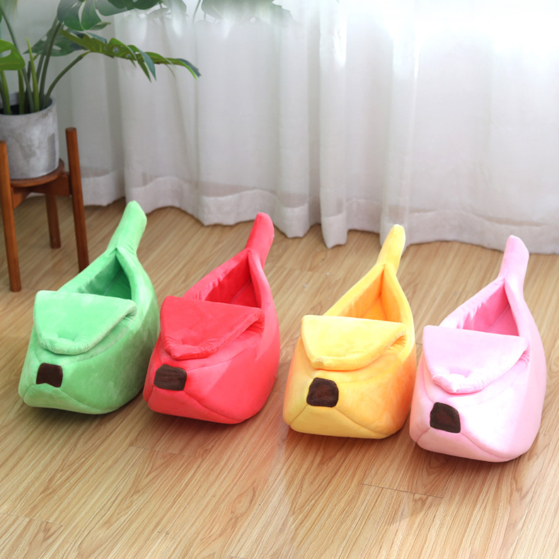 Winter pet banana shape warm cat nest dog nest semi-enclosed pet nest hamster nest pet Bedding pad