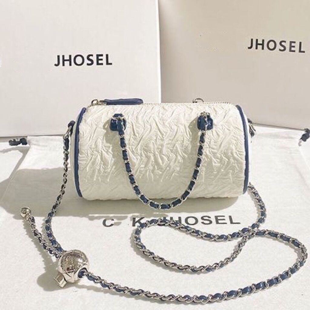 Fashionable and trendy high-end small round bag 2024 new pleated cylindrical bag chain shoulder bag