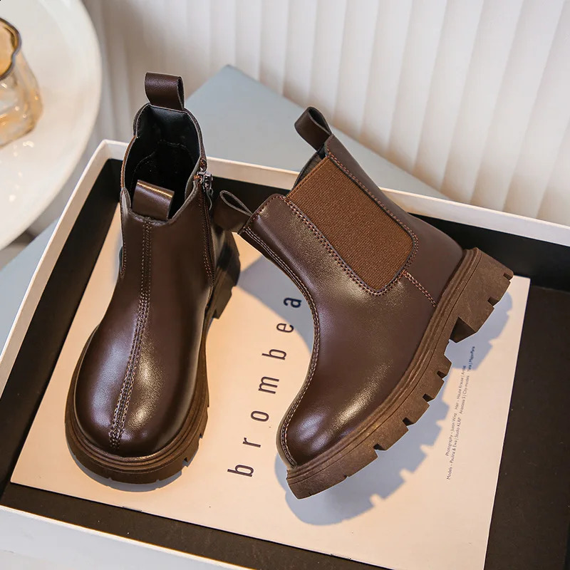 childrens short boots for boys and girls in the autumn and winter of PU leather childrens boots fashionable childrens boots childrens ankle snowshoes 