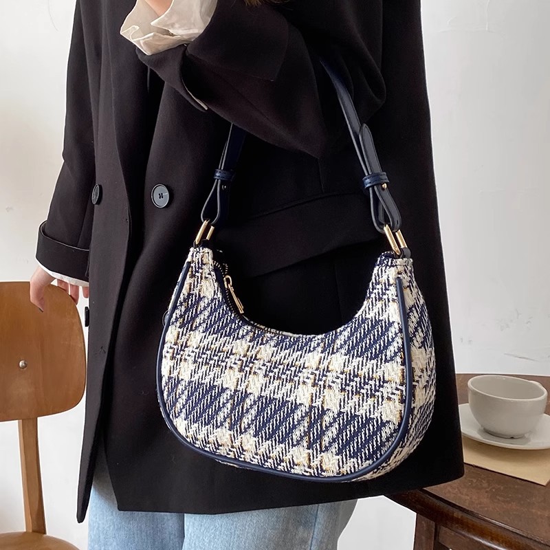 Winter new armpit bag women's high-end fashion versatile bag