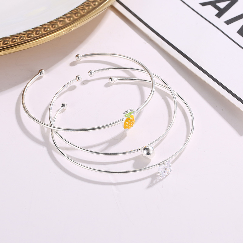 Beaded bracelet European and American Ins style multi-layer pineapple bracelet set personalized temperament diamond studded fruit bracelet three piece
