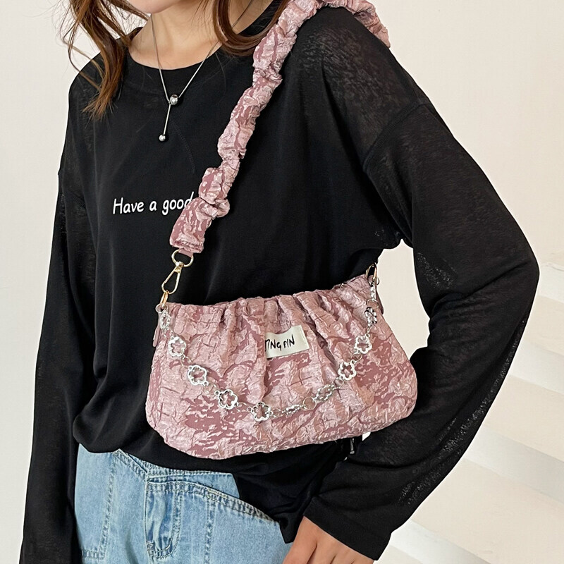 Fashionable Cotton Shoulder for Women 2024 New Summer Net Red Underarm Versatile Casual Tote Bag with Zipper Closure