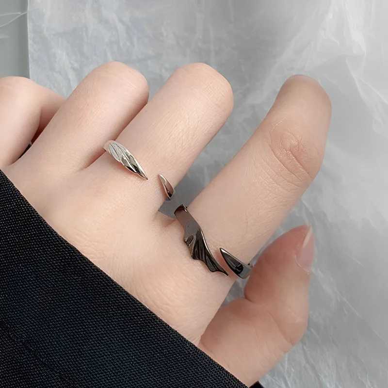 2Pcs Anime Angel Demon Couple Rings for Women Men Fashion Animal Adjustable Open Ring Promise Matching Couple Ring Party GiftsX240921