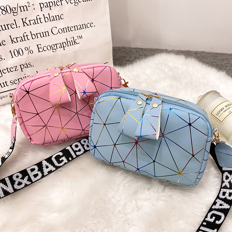 Printed Wide Shoulder Straps Crossbody Bag Designer Ladies Handbags Cosmetic Bag Colorful Grid Pattern Tote Bag Letter Straps Fashion Bags DPD2409234
