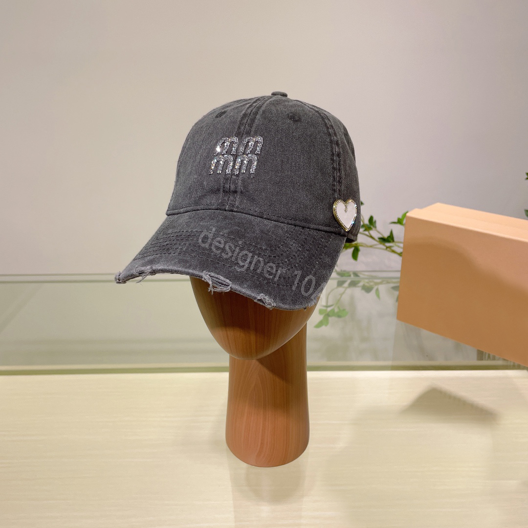 luxury miuu hat designer hats heart cowboy Embroidery Casquette Luxe basketball hats for men snapbacks women Fashion Fitted Beach Hats Wear Duck Tongue Travel