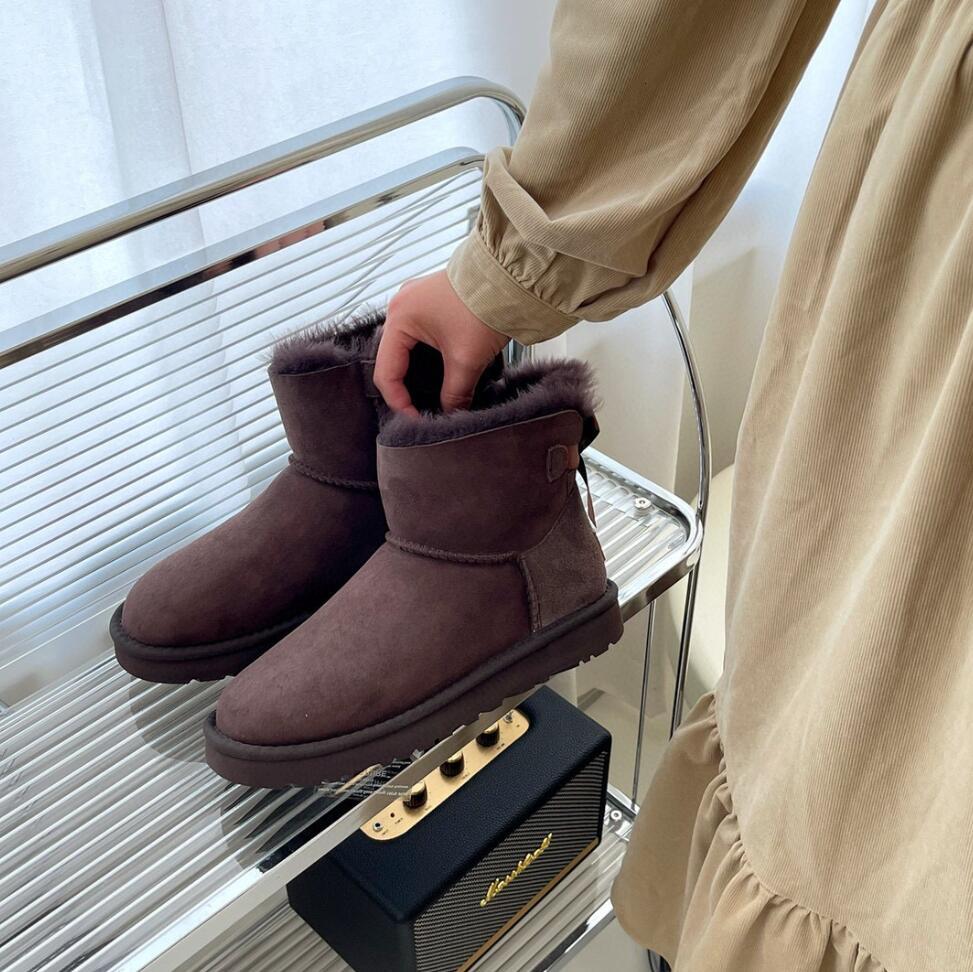 Winter 2024 New Sheepskin Mid-barrel Women's Lace-up Snow Boots