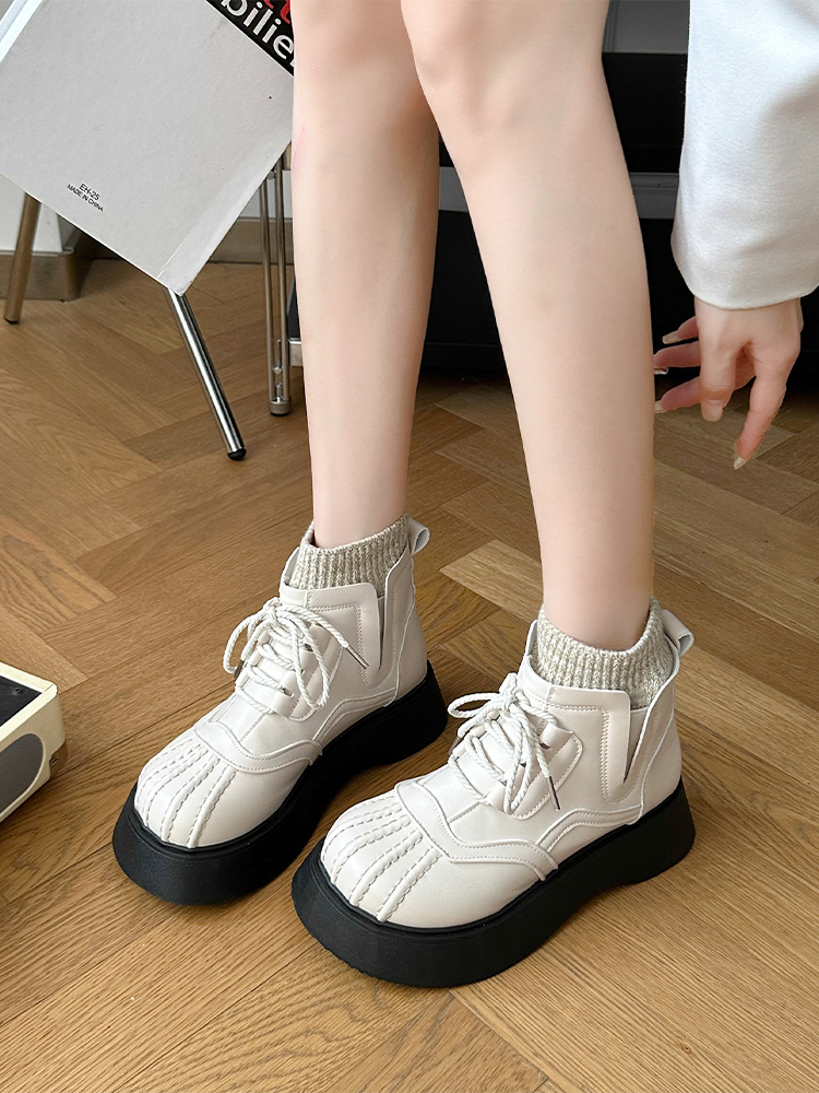 Luxury boot designer Martin women's British 2024 new autumn winter thick soled height increasing college style short boots with soc and plush cot