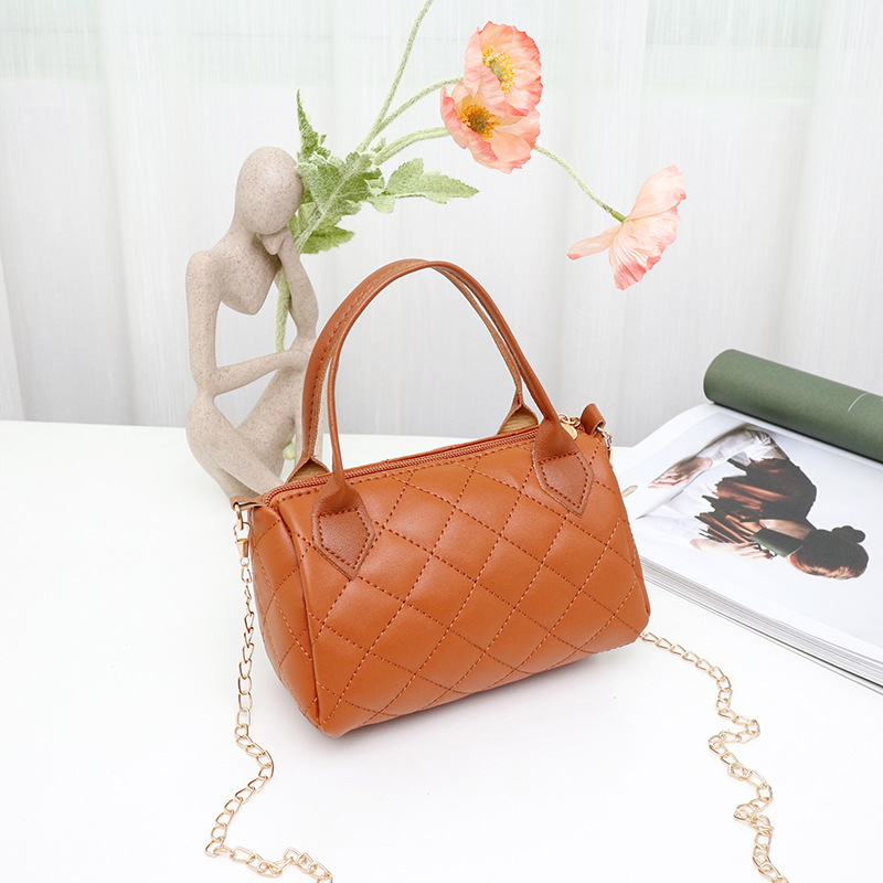 Diamond Lattice Hand Embroidered Bag 2024 Ladies Handbags Womens Casual Crossbody shoulder Bags casual PU leather handbag CSD2409231