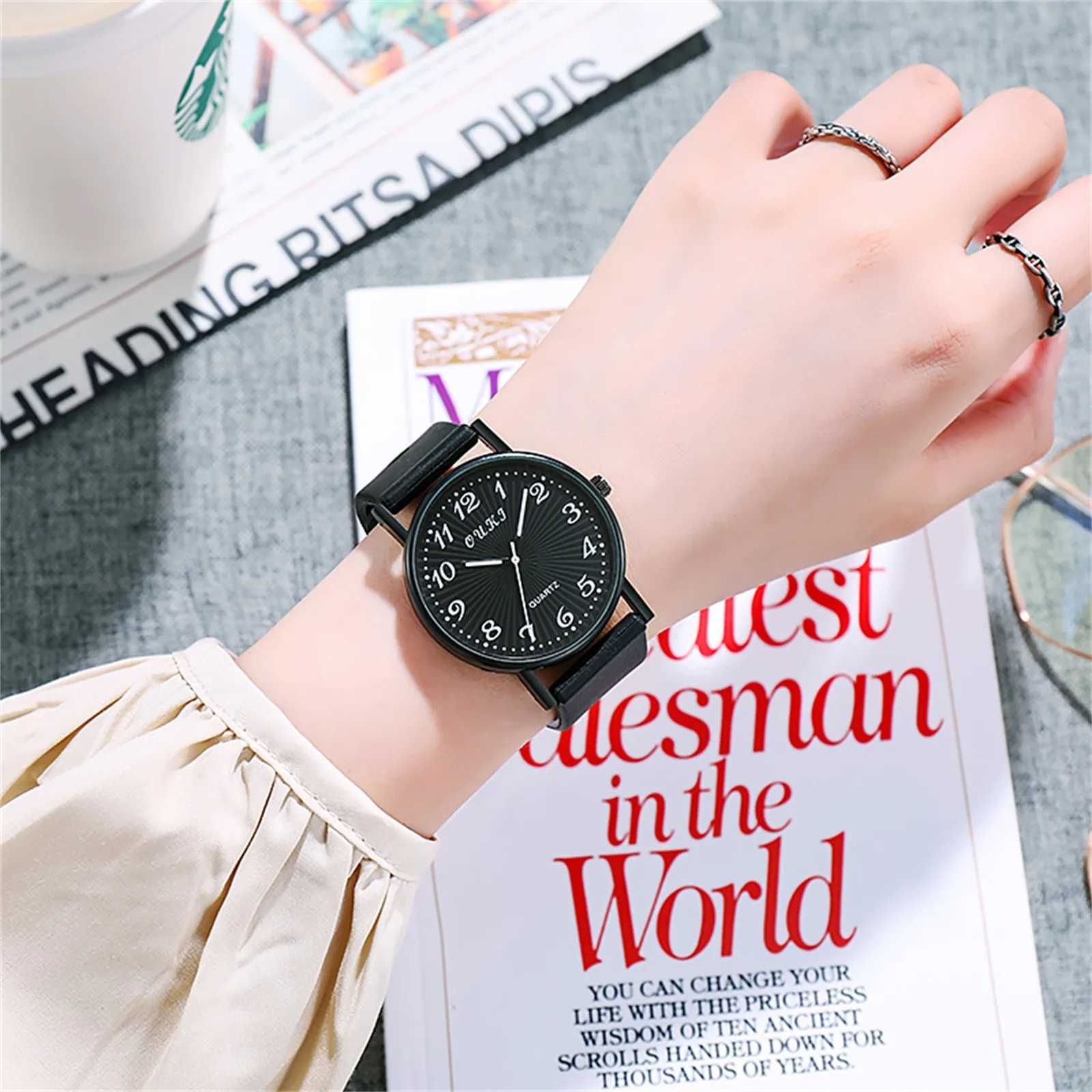 Sports Watch Ladies Quartz Watch Ladies Watch Girls Birthday Gift Fashionable Simple Style Quartz Wristwatch Reloj MujerX240923