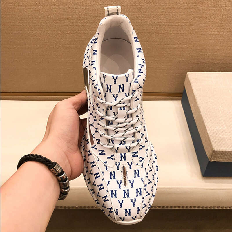 Brand Sneakers Fashion Print Casual Breathable Lace Up Running High Quality Men Sport Shoes 2024 New