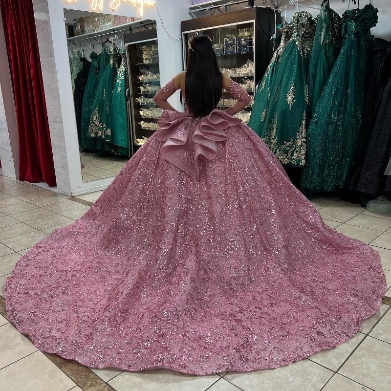 Pink Sparkly Off The Shoulder Quinceanera Dresses Ball Gown Sequin Applique Lace Crystal Beads Tull Corset Sweet 16 Dress Vestidos De 15 Anos