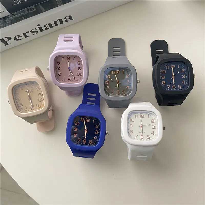 Fashion Women Watches Squartz Dial Watch Women Luxury Ladies Quartz Wristwatches Silicone Female ClockX240923