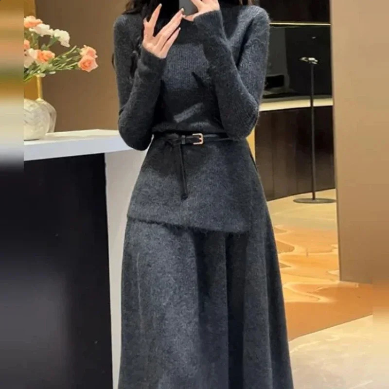 Womens Crochet Dresses In High Quality Autumn and Winter Female Knit Dress Loose On Sales Long Sleeve Korean Fashion 240913