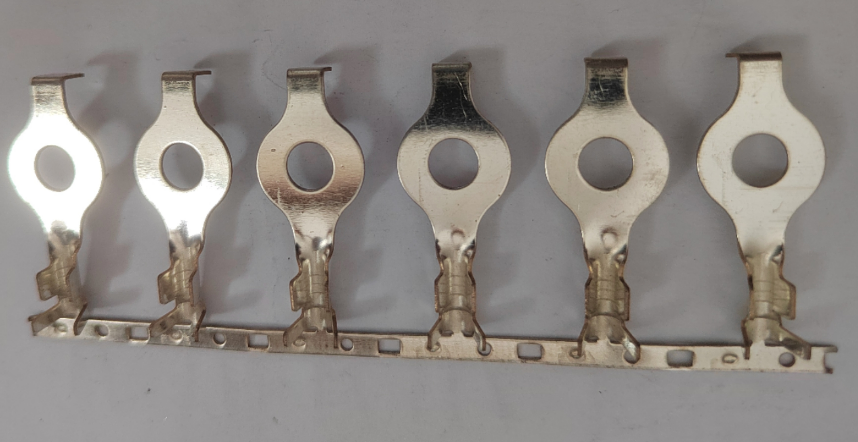 High-Quality Chain Type Round Wire Terminals with Secure Fit