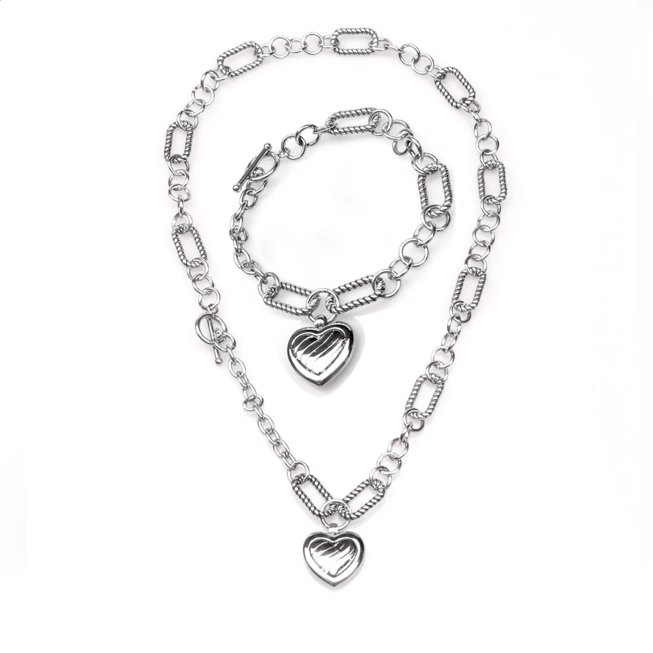 Two stainless steel heart-shaped womens jewelry sets love necklace bracelets Valentines Day gifts 240920