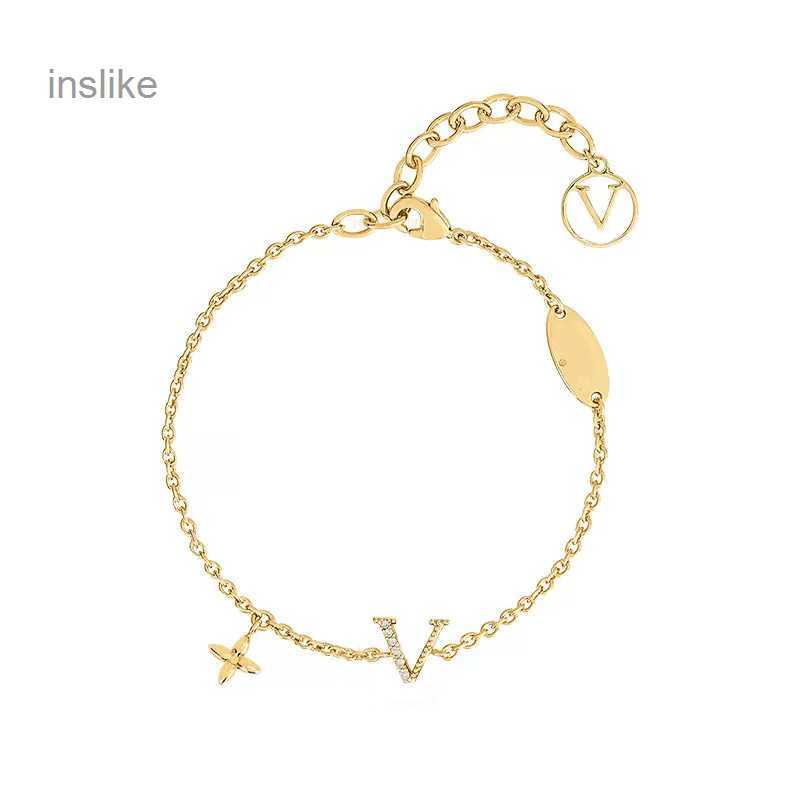 Bracelet Designer Diamond Femmes en acier inoxydable Siltle plaqué la lettre de fleur incrustée Crystal Charm bracelets