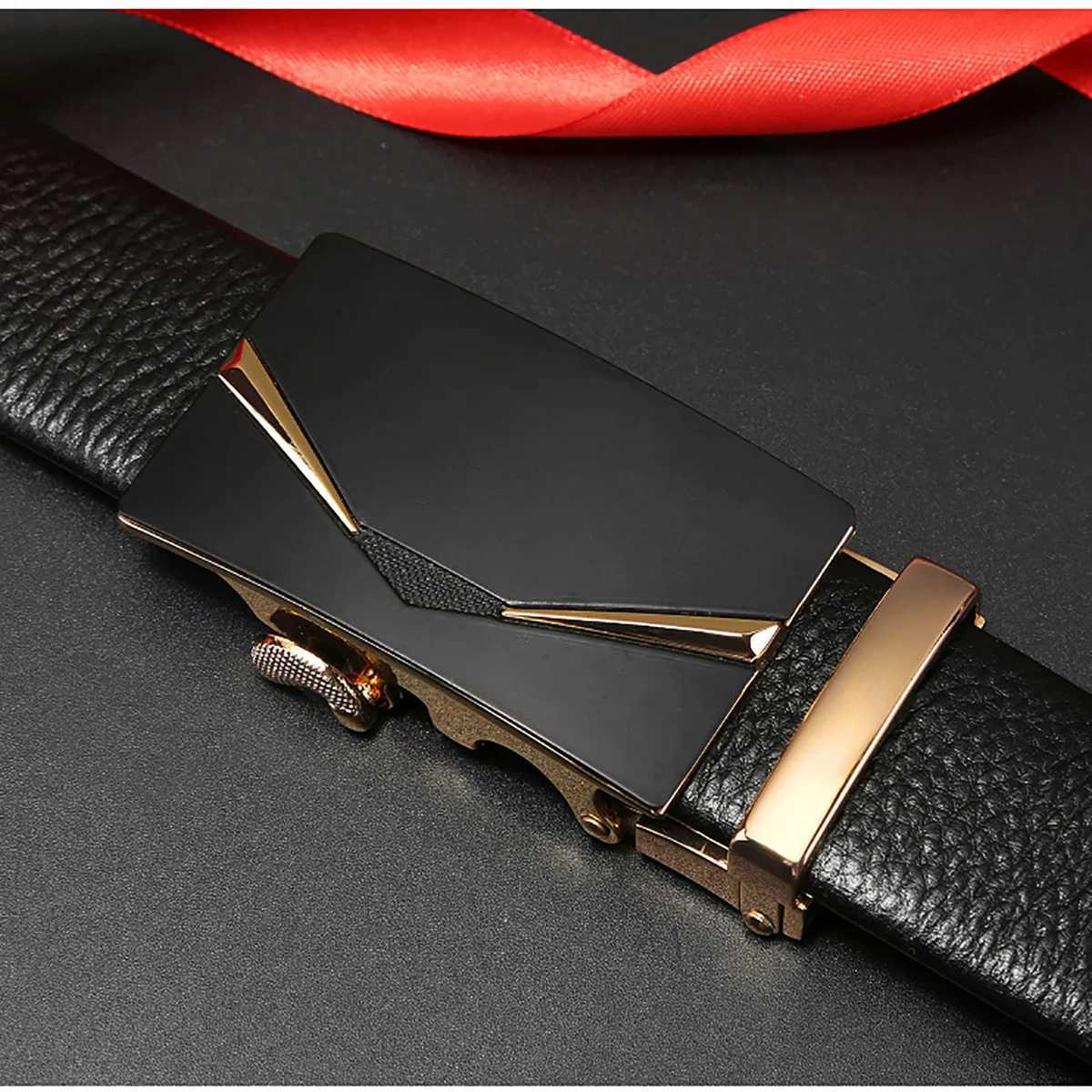 Genuine leather cow belt mens belt with automatic buckle trendy and versatile texture middle-aged and young business beltX240923