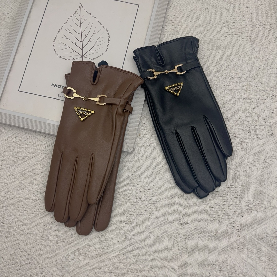 Luxury Gloves Fashion Chain Women PU Leather Gloves Warm Thickened Outdoor Riding Touch Screen Driving