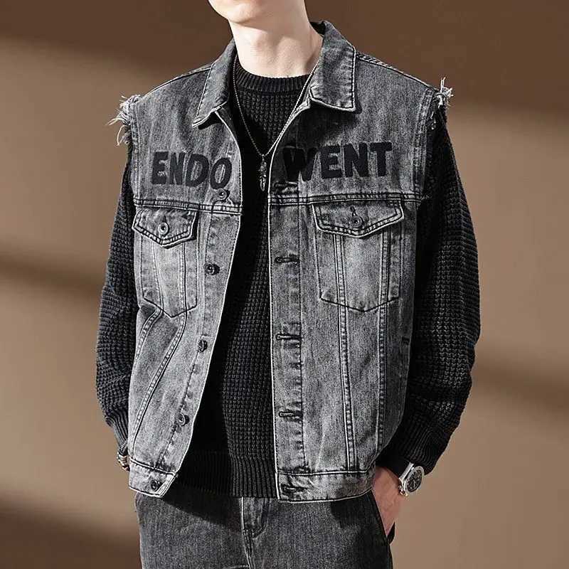 2024 new denim jacket motorcycle vest retro fashion motorcycle riding clothing casual denim vest mens clothing W240923
