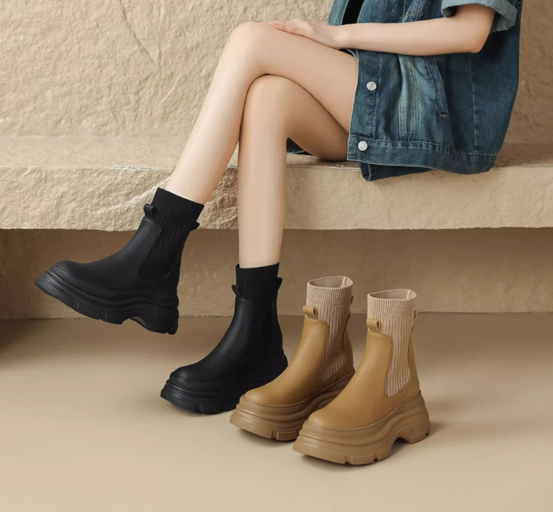 Anti Slip Winter Boots for Women with Thick Sole | Triple Black Khaki 5487