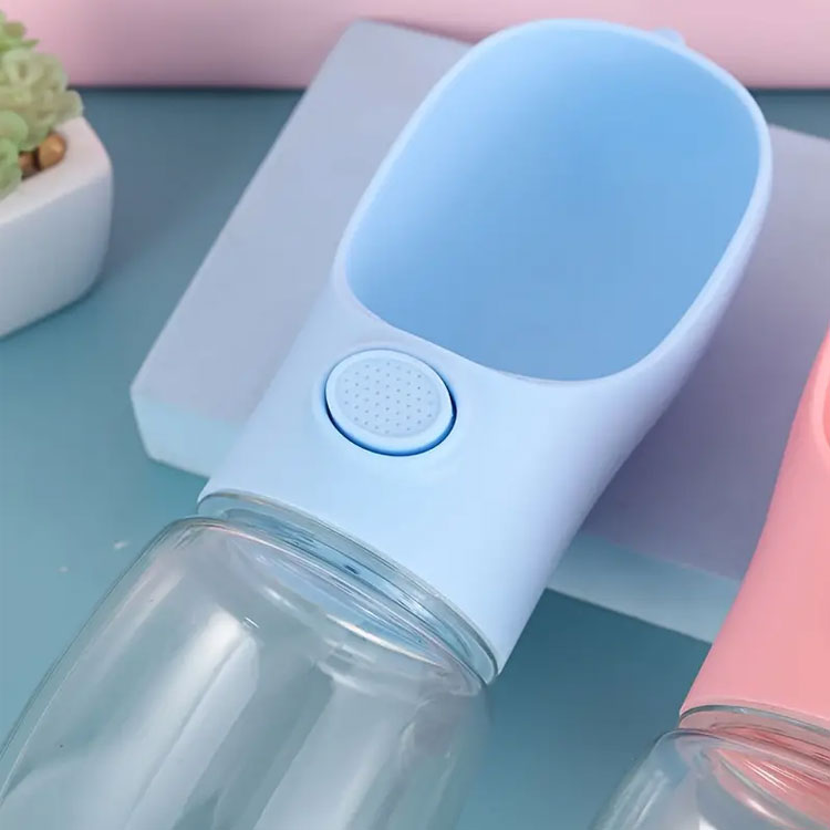 Pet supplies Going out water cup Portable dog water bottle Walking dog accompanying cup cat water feeder