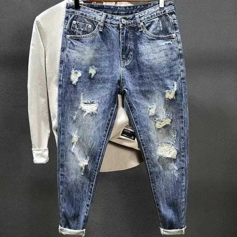 Tear open mens jeans with crack print hole pattern Trouser aesthetic tapered Harajuku classic handcart Xs mens jeans 240921