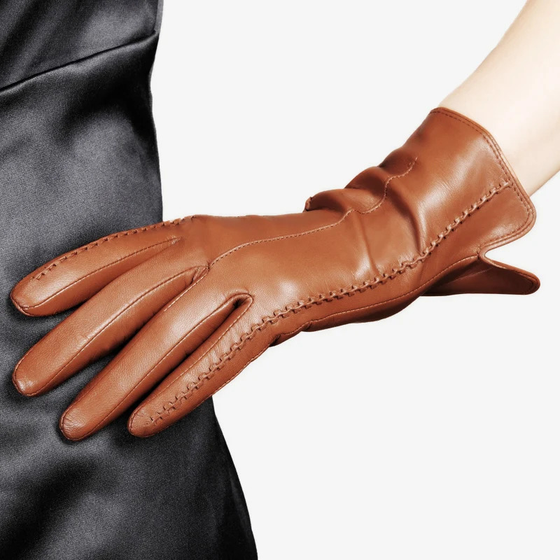 Real leather gloves for women high-quality and elegant womens Lambskin autumn and winter pleated lining womens driving gloves L085 240921