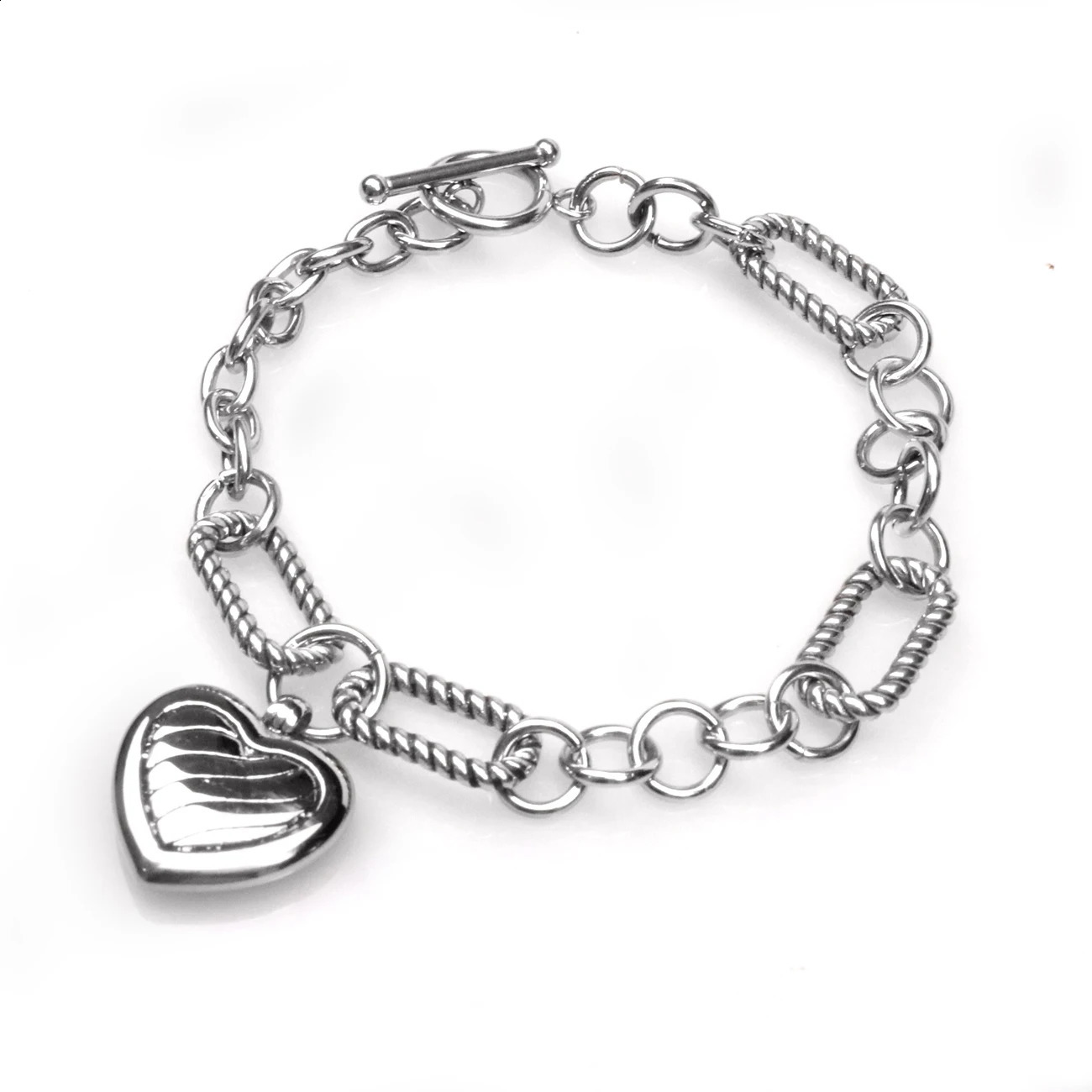 Two stainless steel heart-shaped womens jewelry sets love necklace bracelets Valentines Day gifts 240920