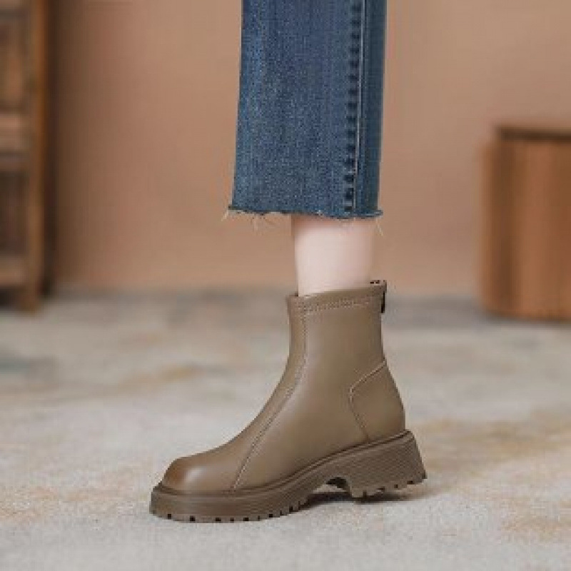 Trendy Square Toe Versatile Boots Thick Sole Height Boost Khaki Black | 2024 Winter Fashion caf1