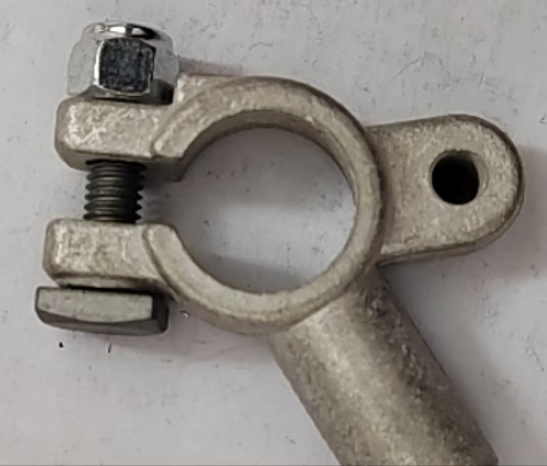 Positive Battery Terminal Connector for Automotive Use - Durable Material