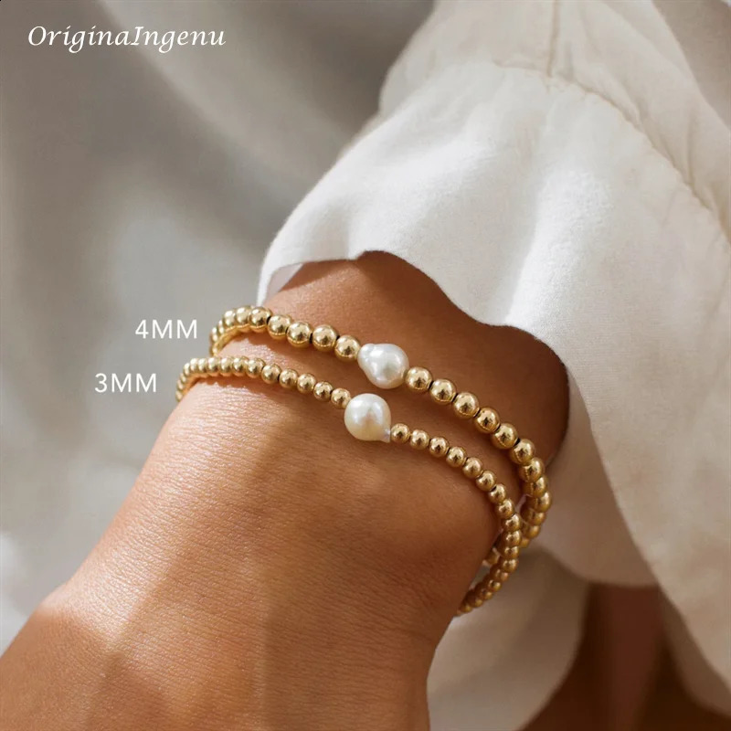 Freshwater Pearl Bracelet: Gold-Plated Waterproof Beaded Jewelry for Boho Chic Bridal Style 4