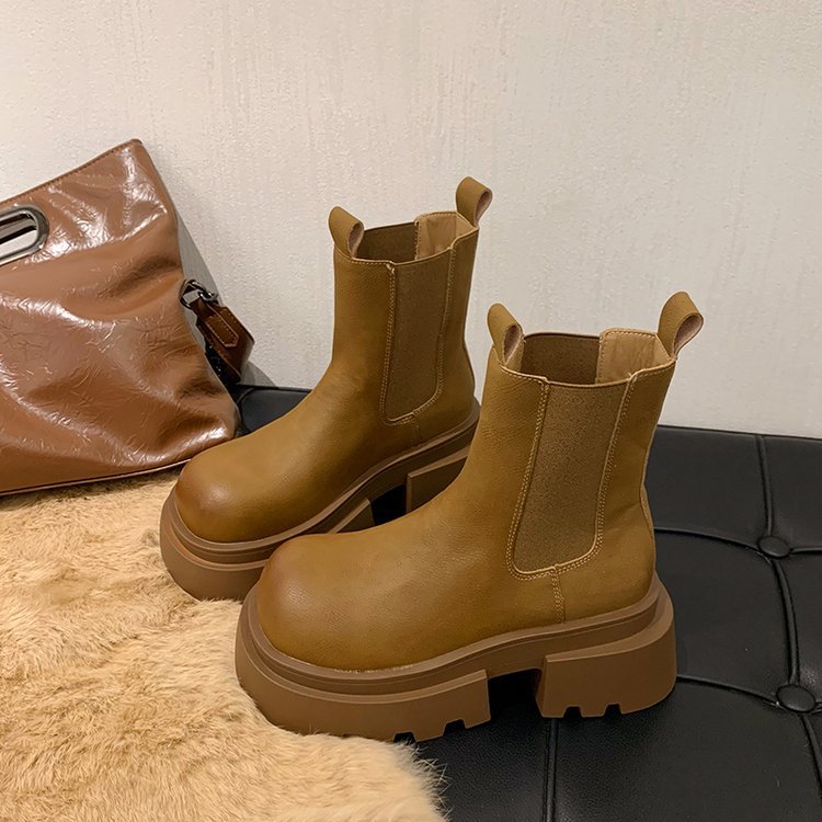 Women's Leather Boots: Stylish & Height-Boosting Chunky Heels in Black 043a