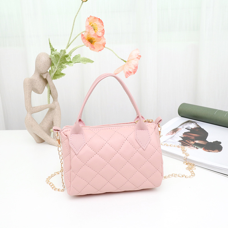 Diamond Lattice Hand Embroidered Bag 2024 Ladies Handbags Womens Casual Crossbody shoulder Bags casual PU leather handbag CSD2409231