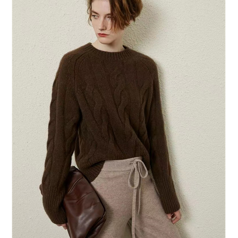 European Station Round Neck Thick Short Cashmere Sweater Women's Loose Pullover Autumn/Winter Twisted Fleece Bottom Knit