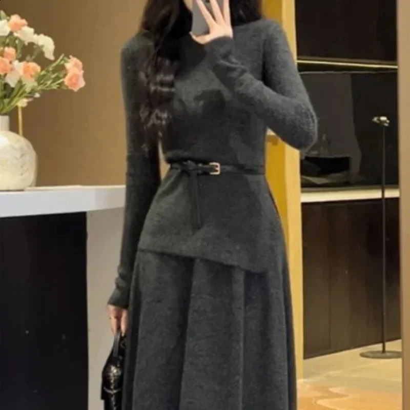 Womens Crochet Dresses In High Quality Autumn and Winter Female Knit Dress Loose On Sales Long Sleeve Korean Fashion 240913