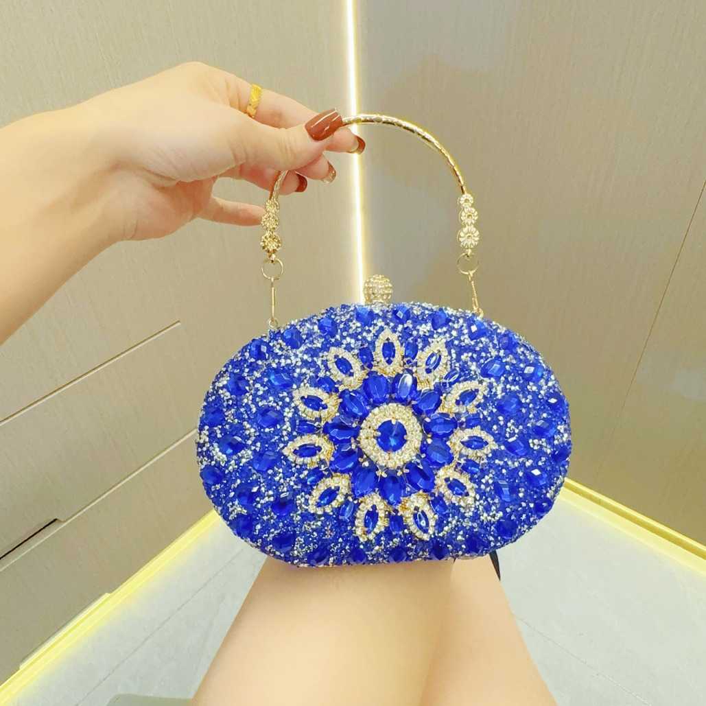 Clutch Bag New Celebrity Texture Water Diamond Designer Bag Womens Evening Dress Banquet Handheld Bag With Diamond Inlaid Handheld Banquet Bag 240920
