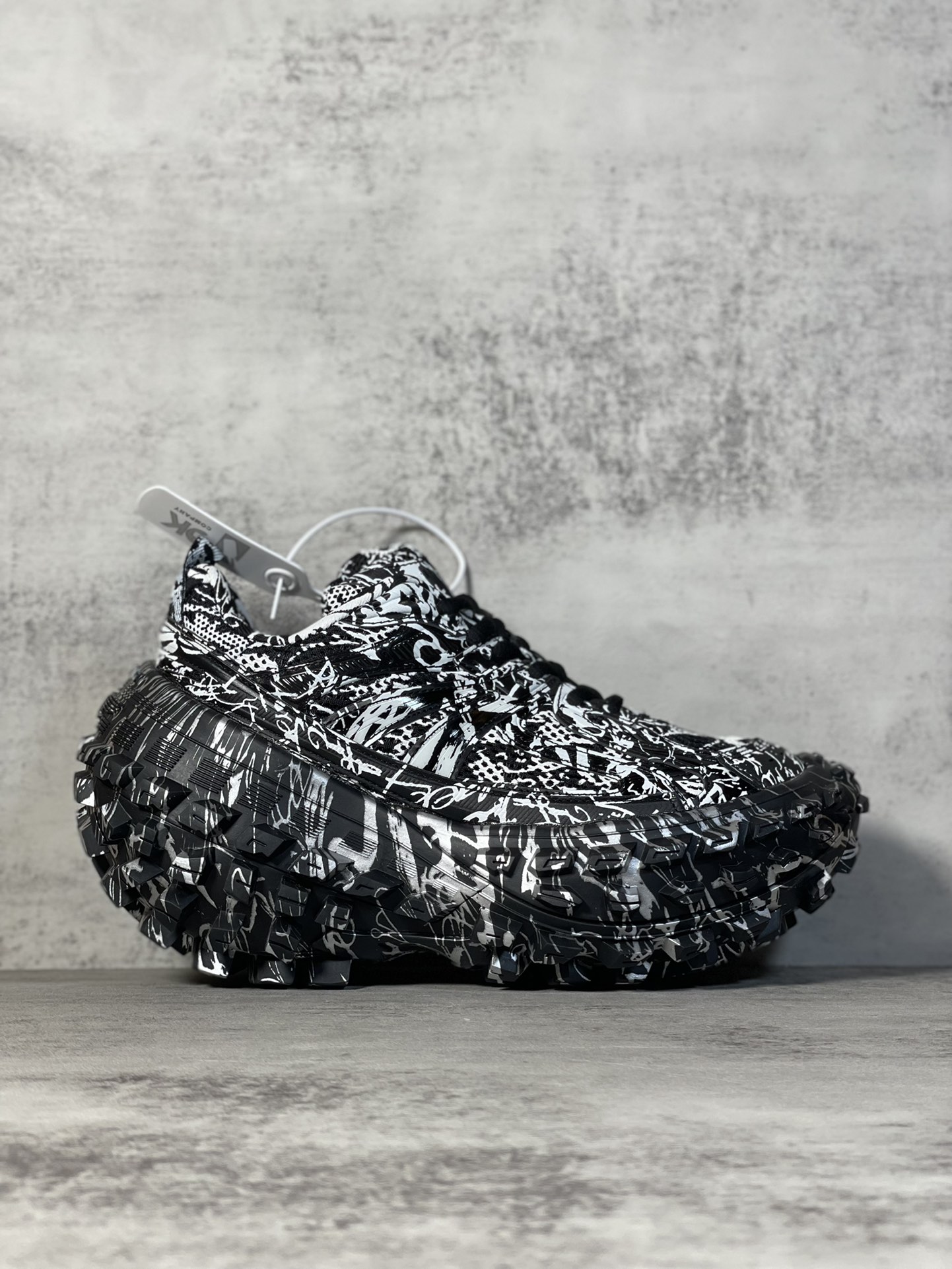 Graffiti painting FW24ss Defender Rubber Platform-Sneakers Boots