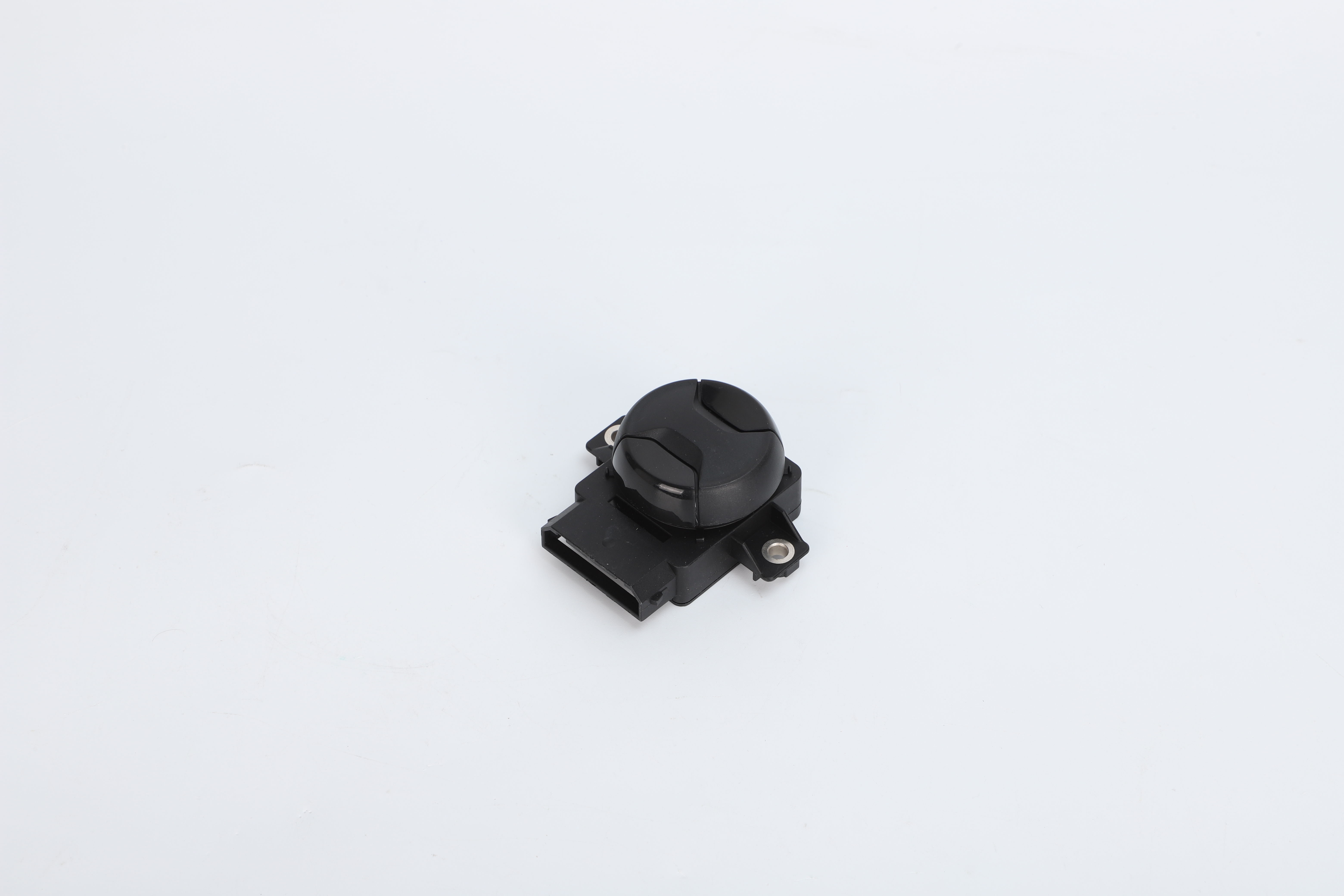 Dual-Position Lumbar Support Switch with Easy Horizontal Adjustment Feature