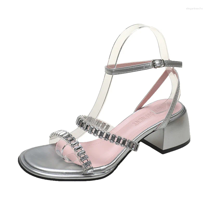 2025 S Fashion Designer Sandals Temperament High Heels External Wearing Women S Summer French One Character Strip Sand Roman Shoes Female