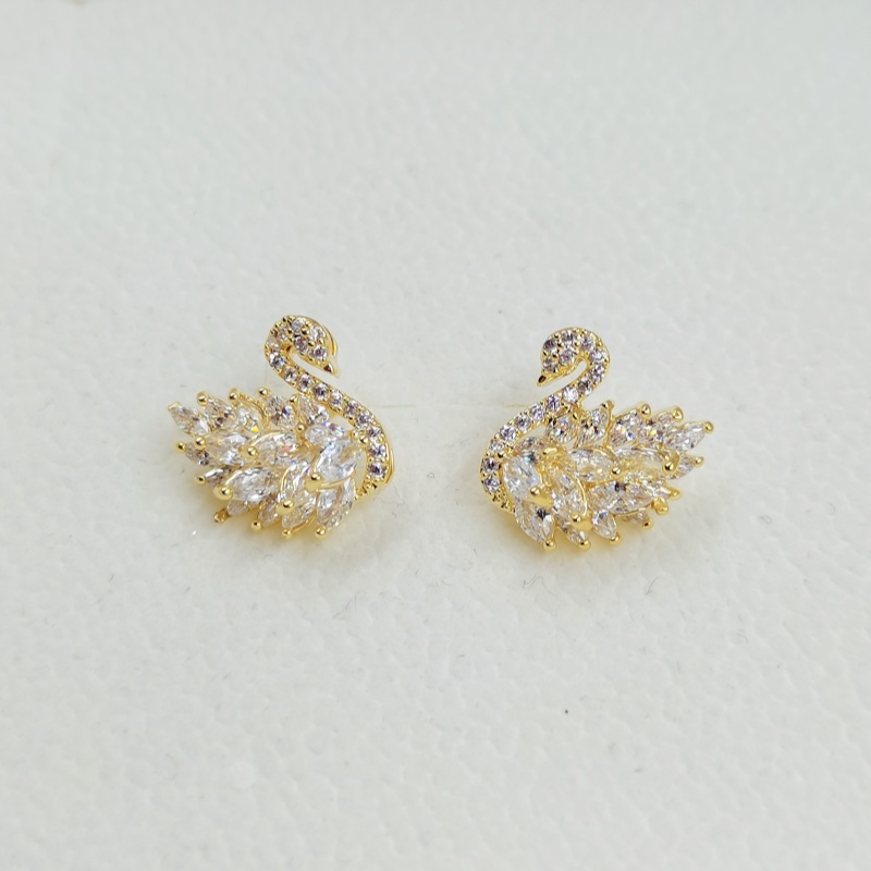 Designer earring swan shaped zirconium stud earrings with gold-plated copper body and design for high quality and luxury earrings