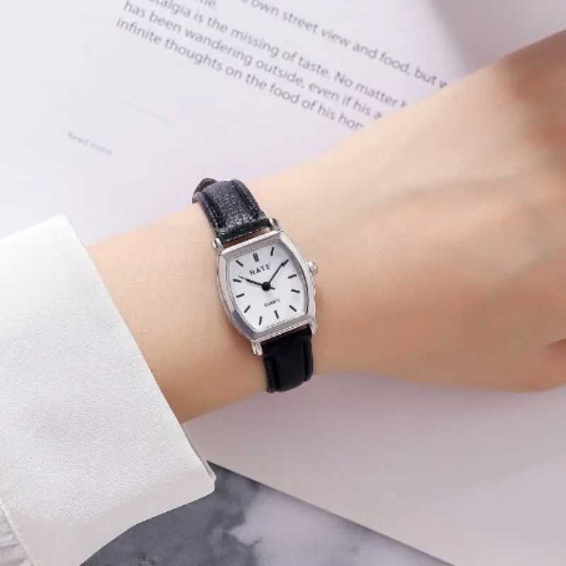 Womens Watches Luxury Watches for Women Retro Female Watch Ladies Belt Back Quartz Wristwatches Relogio Feminino Reloj MujerX240923
