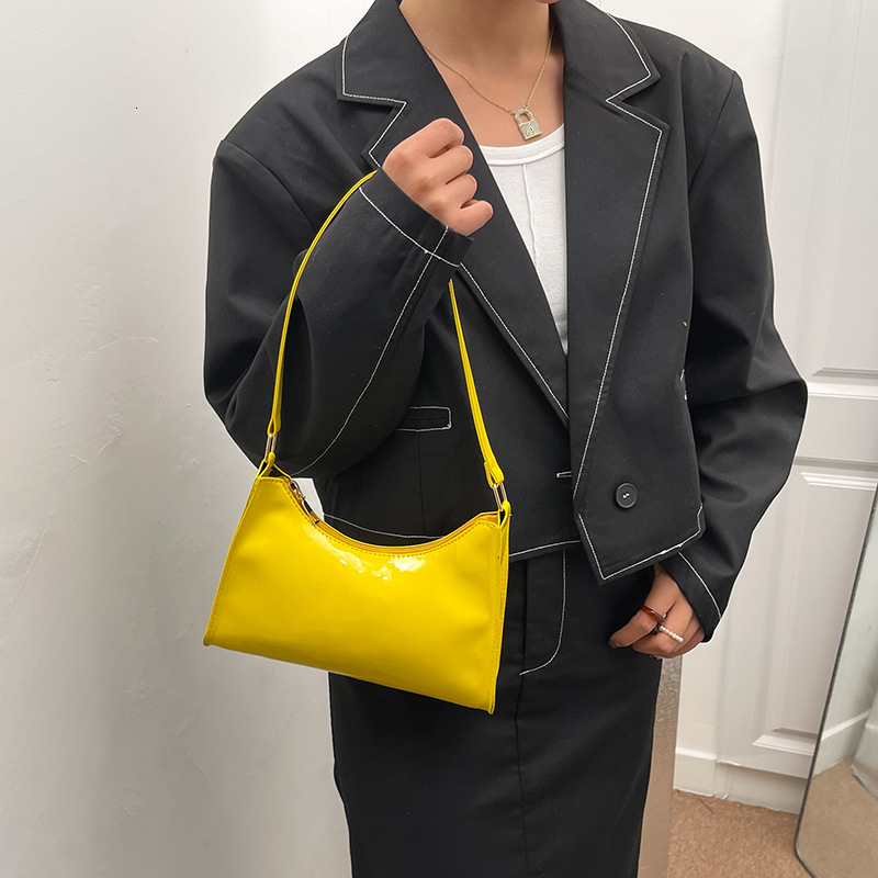 Vintage Trendy Ladies wallet Underarm Pu trend Leather Handbag Women S French Stick Simple Shoulder Bag New Brand Chain Purse