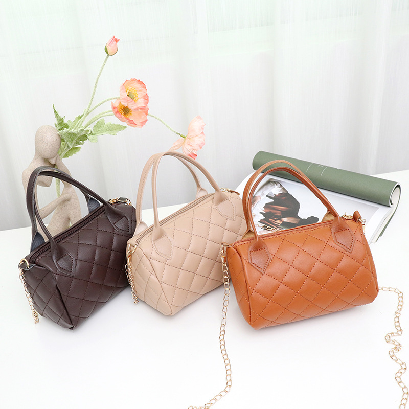 Diamond Lattice Hand Embroidered Bag 2024 Ladies Handbags Womens Casual Crossbody shoulder Bags casual PU leather handbag CSD2409231