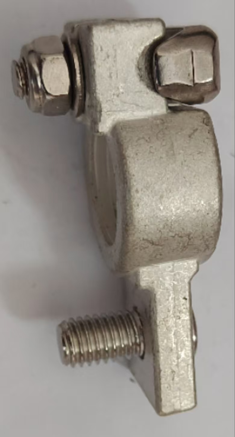 Automotive Positive Battery Clamp Terminals - Reliable Connection Device
