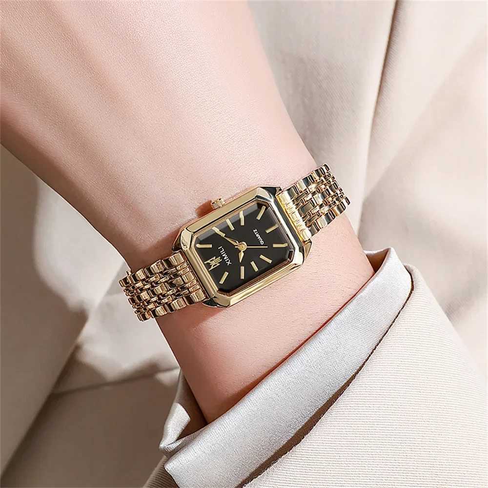 Luxury Ladies Bracelet Quartz Wristwatch Simple Scale Square Quality Gold Plated Women Watches Business Alloy Folding ClockXJ241109