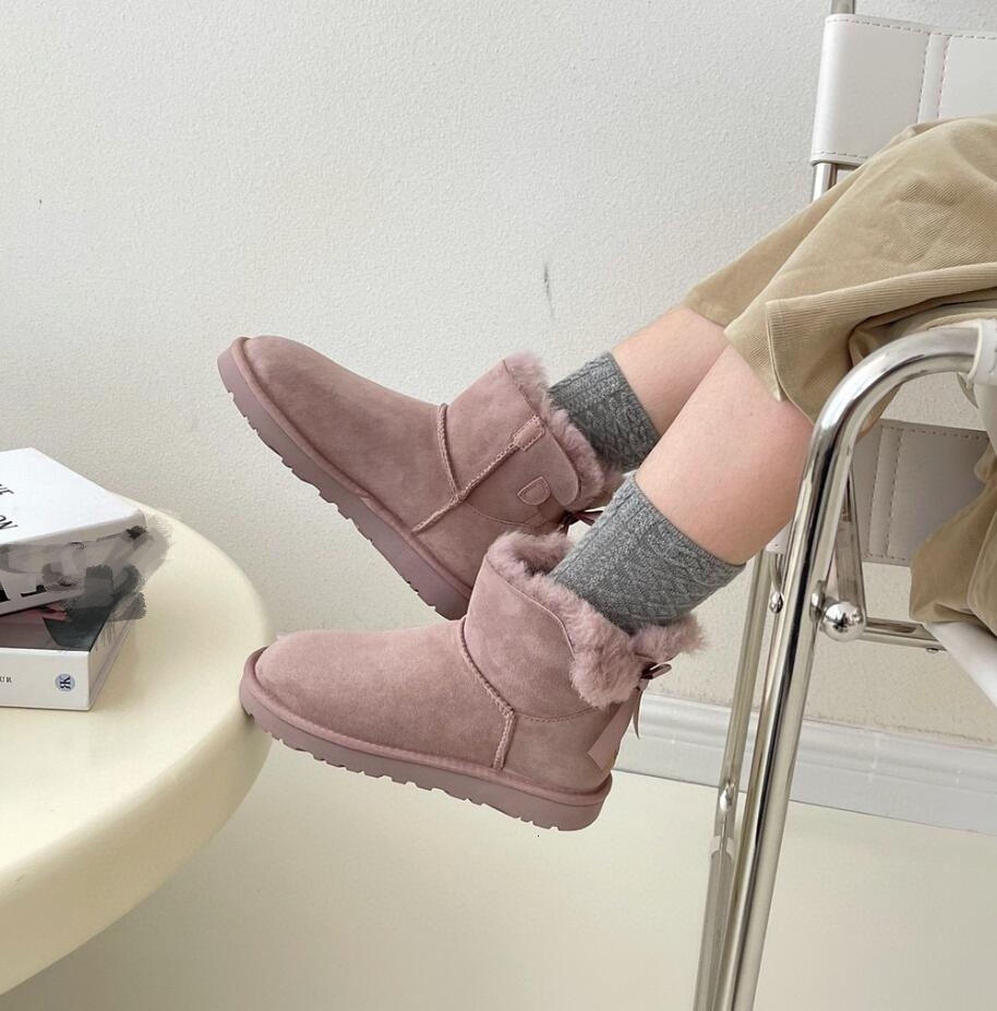 Winter 2024 New Sheepskin Mid-barrel Women's Lace-up Snow Boots