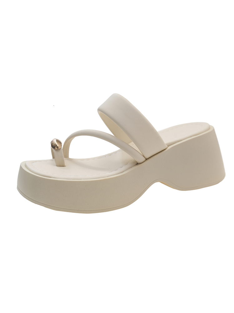 New designer slippers luxury sandals High end thick soled sandals for women's summer wear 2024 new fashionable and versatile metal sleeve toe spo