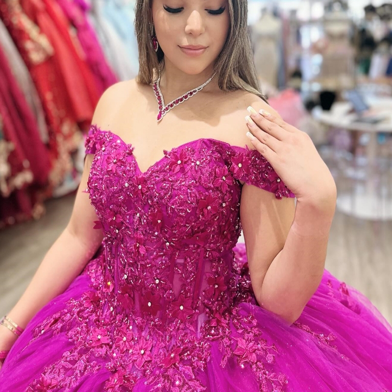 Rose Red Shiny Quinceanera Dresses Ball Gown Off The Shoulder Applique Lace Beading CrystalsTull Corset Sweet 16 Dress Vestido De 15 Anos